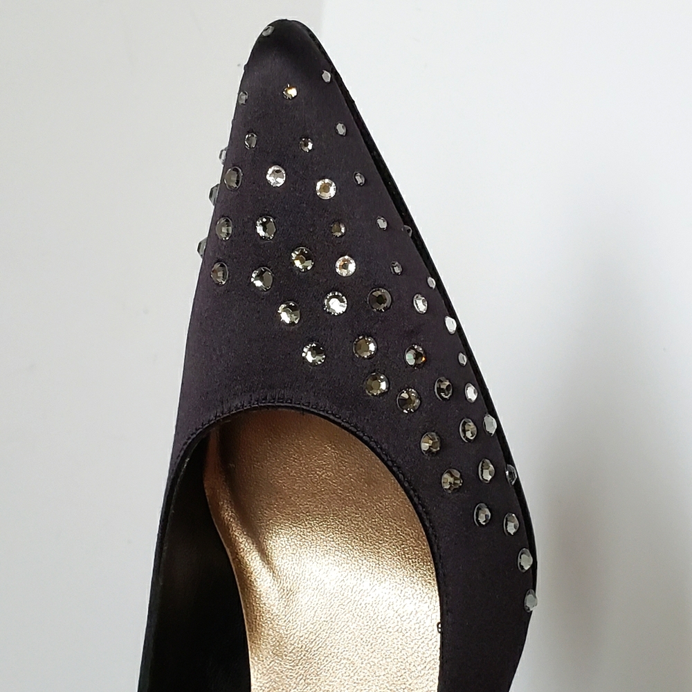 St. John Satin Pointy Toe Heels with Crystals Size 6 - Picture 5 of 13